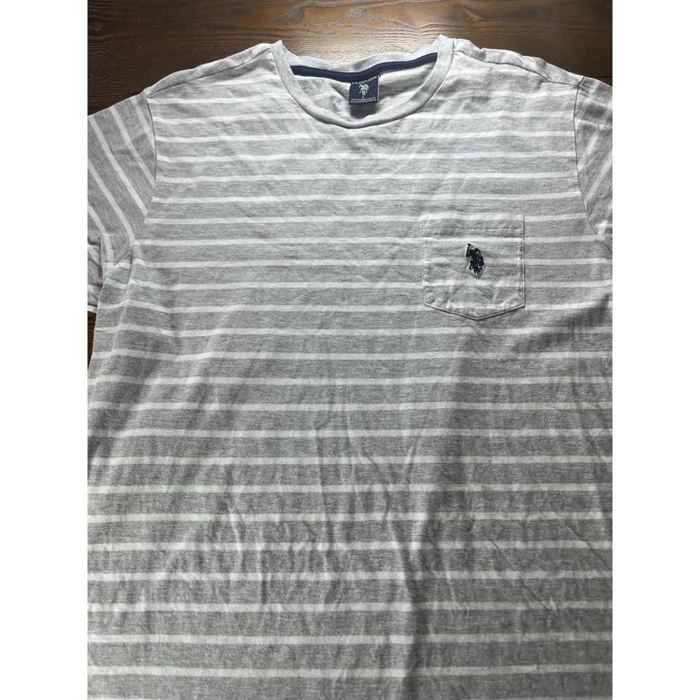 U.S Polo Assn. Men's Short Sleeve Pocket T-Shirt Gray And White Stripe Size L